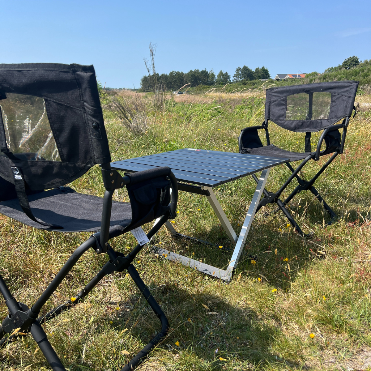 Frontrunner expander stole og bord som udlejes hos Vildt Langt Ude