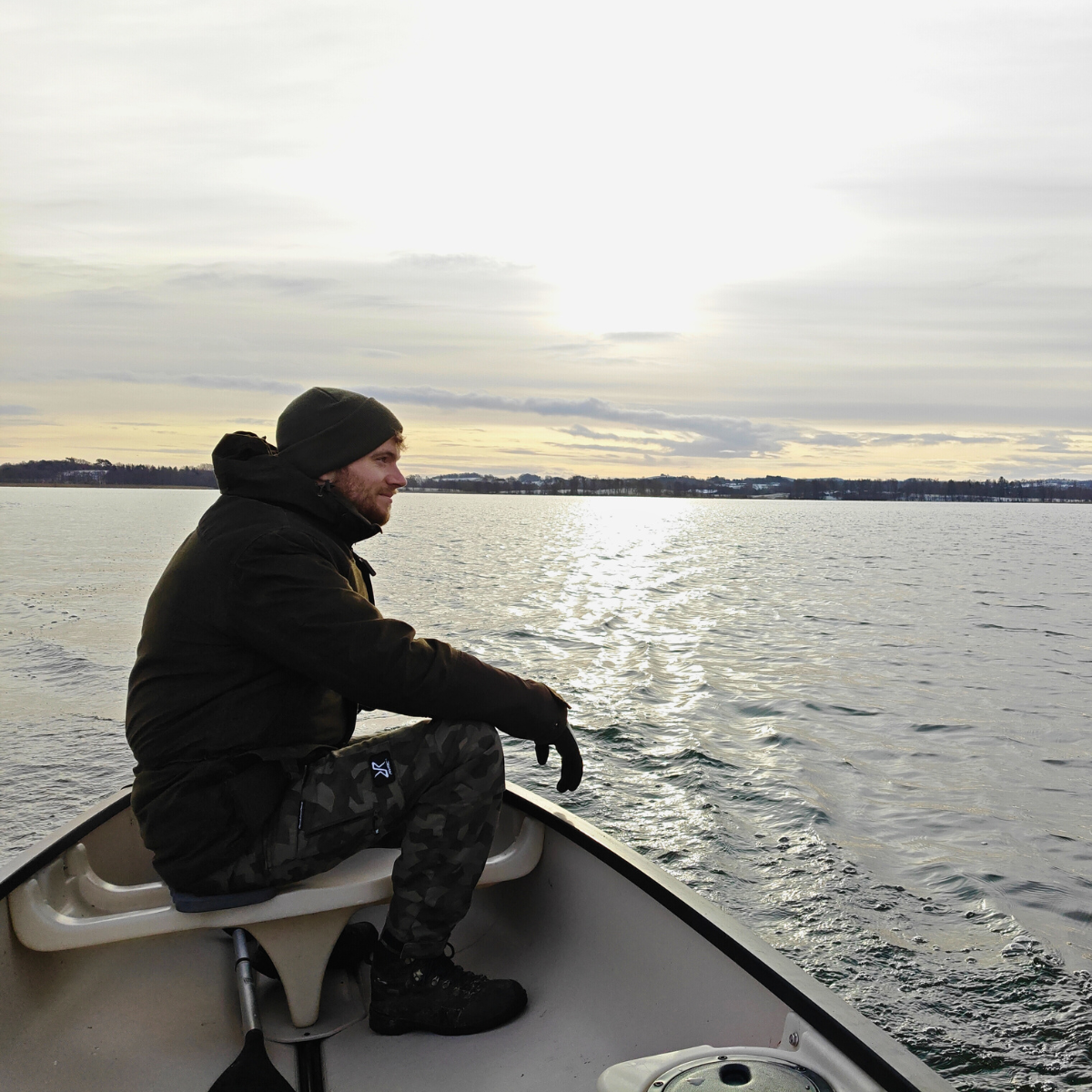 kano-med-honda-motor-udlejning-skanderborg-sø